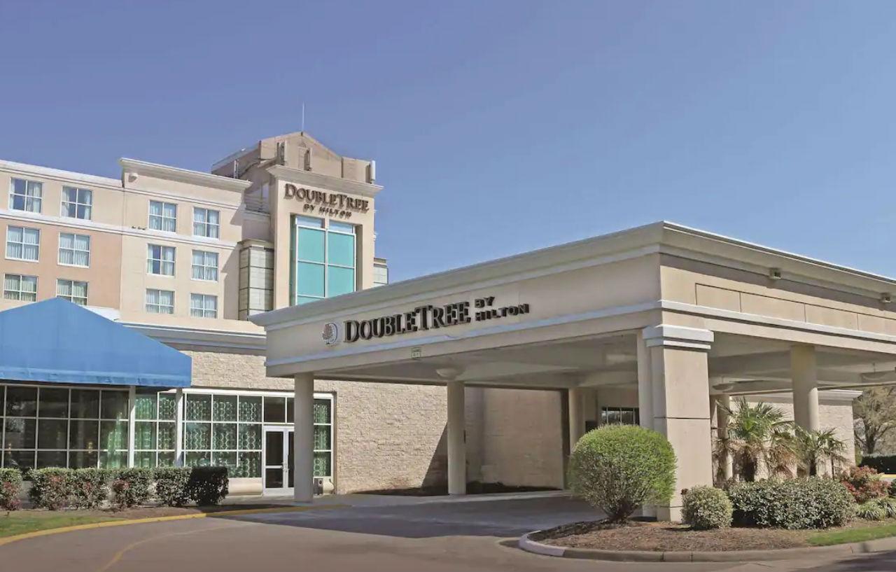 Doubletree By Hilton Norfolk Airport Hotel Bagian luar foto