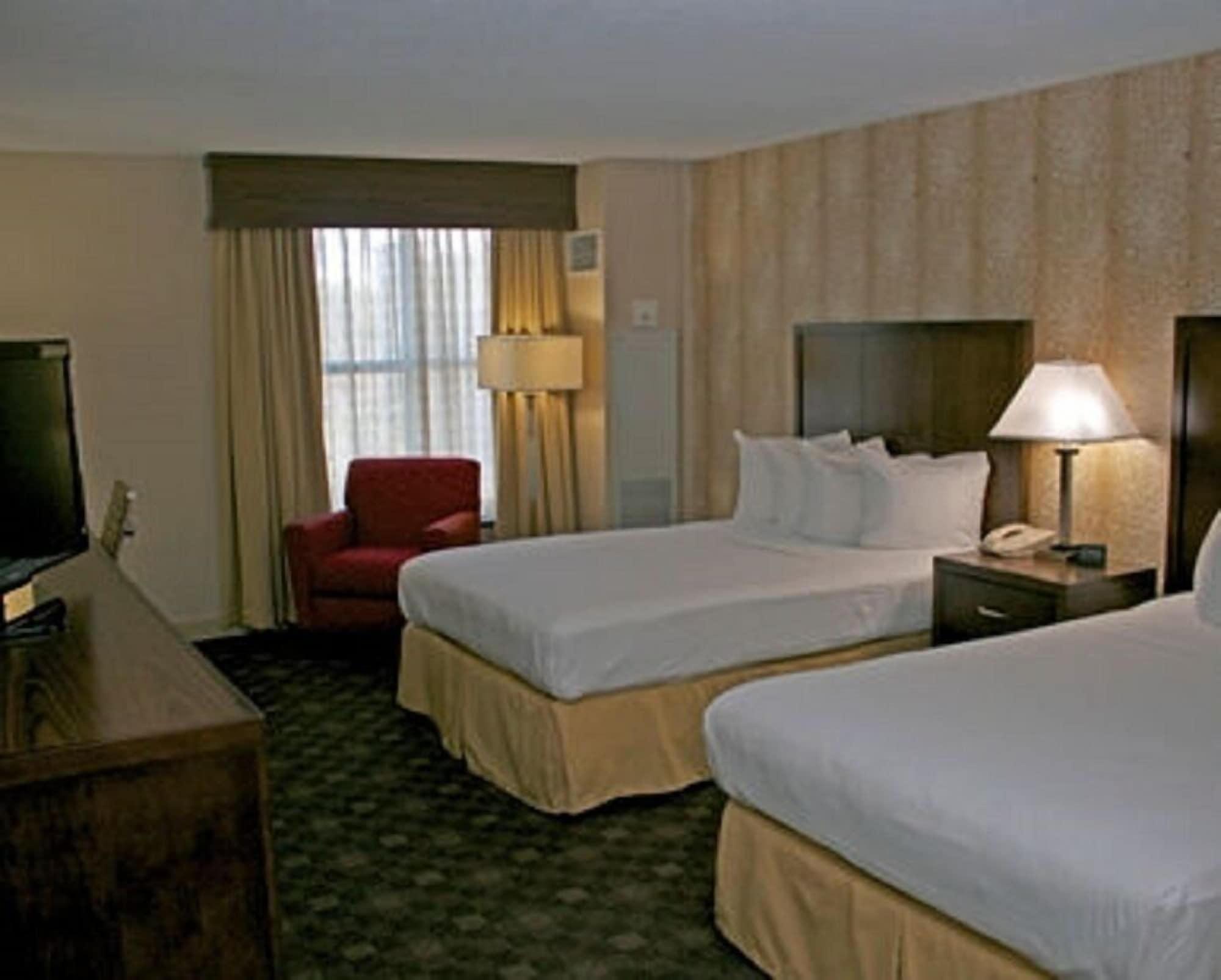 Doubletree By Hilton Norfolk Airport Hotel Bagian luar foto
