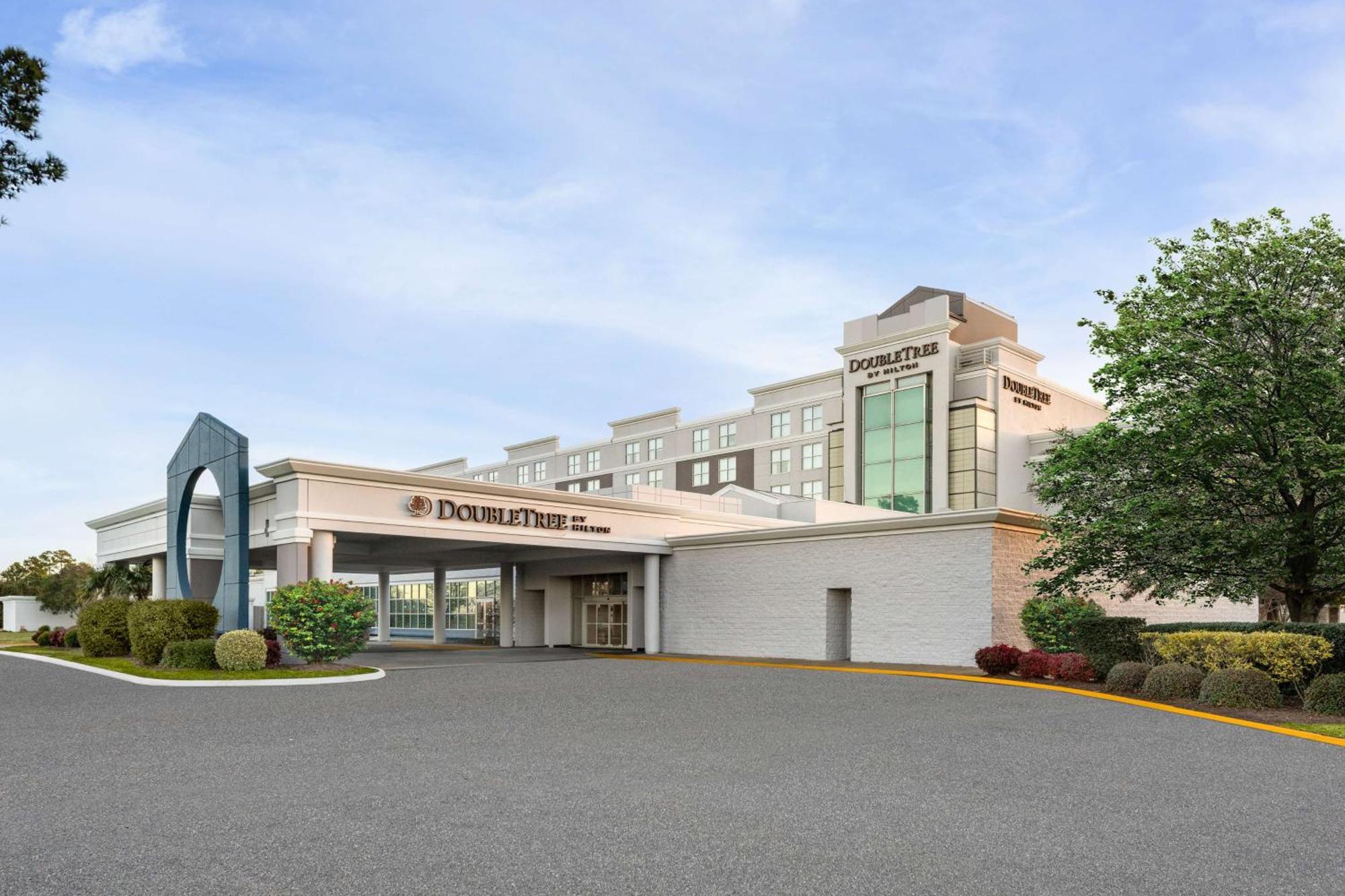 Doubletree By Hilton Norfolk Airport Hotel Bagian luar foto